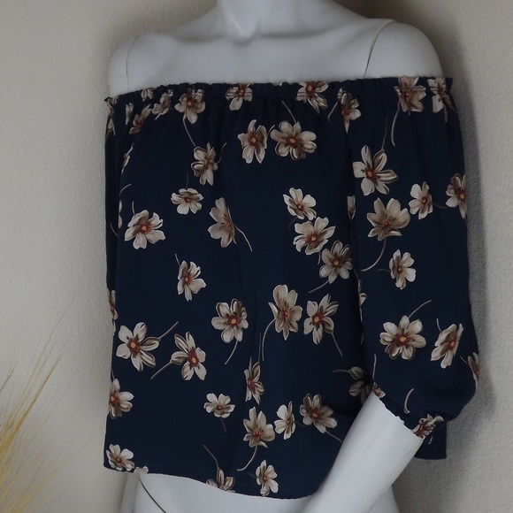 Mid Sleeved Off Shoulder Blue&Brown Floral Blouse - Picture 2 of 8